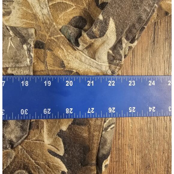 Vintage Gander Mountain Camo Chamois Button Shirt Mens Medium Hunting Grunge - Picture 4 of 6